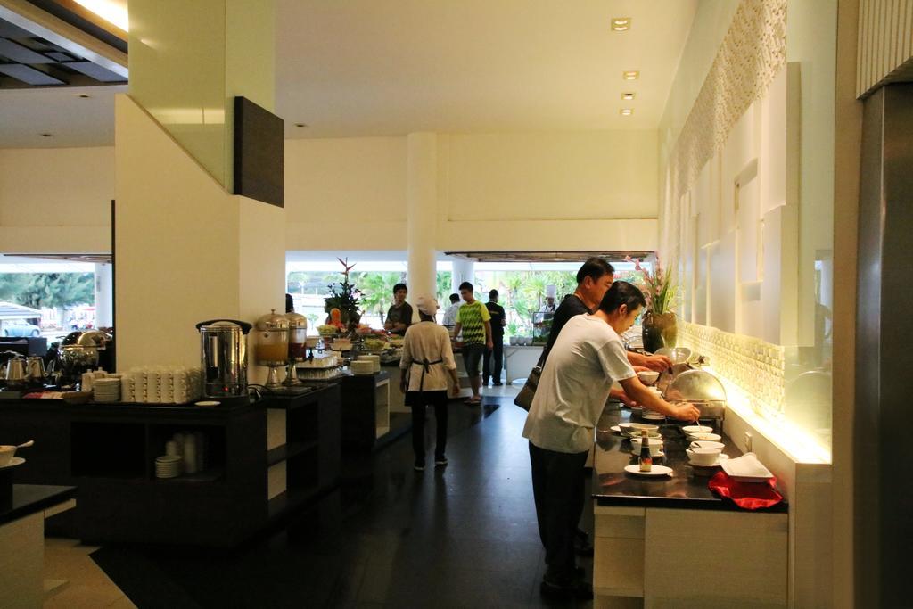 โรงแรมเมธาวลัย รีสอร์ท